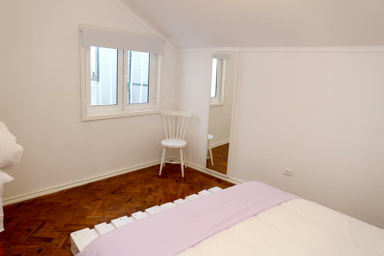 White Cosy Apartment Lisboa Exterior foto