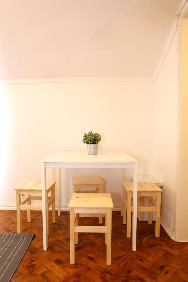 White Cosy Apartment Lisboa Exterior foto